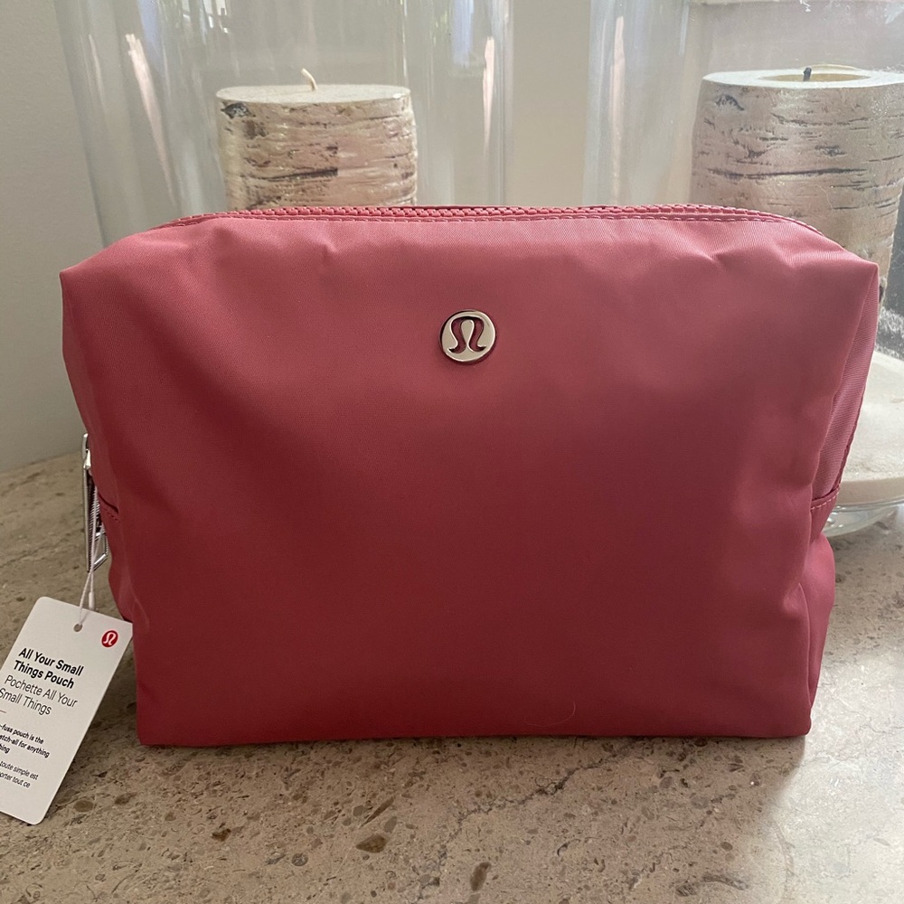 Lululemon All Your Small Things Pouch 4L - Picture 6 of 13